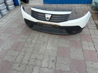 bontott DACIA SANDERO Első Lökhárító (Részeivel)