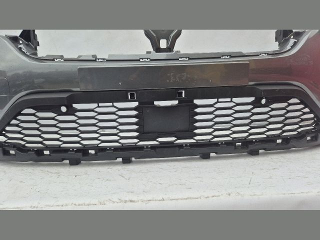 bontott DACIA SANDERO Első Lökhárító (Üresen)