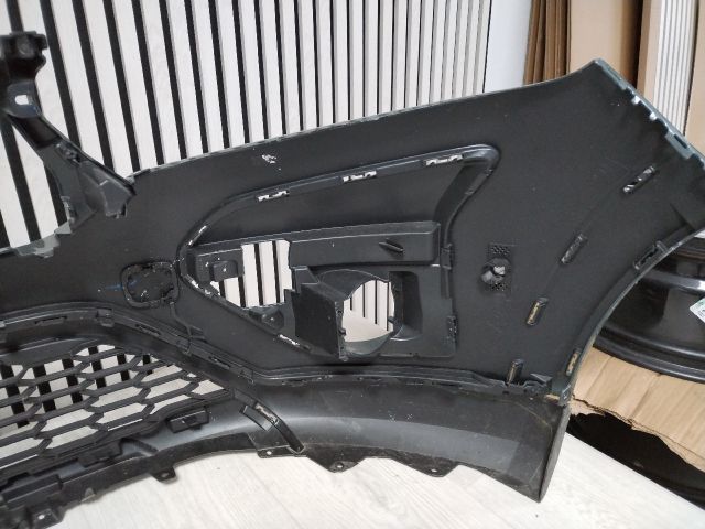 bontott DACIA SANDERO Első Lökhárító (Üresen)