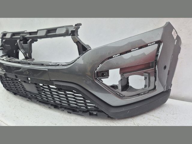 bontott DACIA SANDERO Első Lökhárító (Üresen)