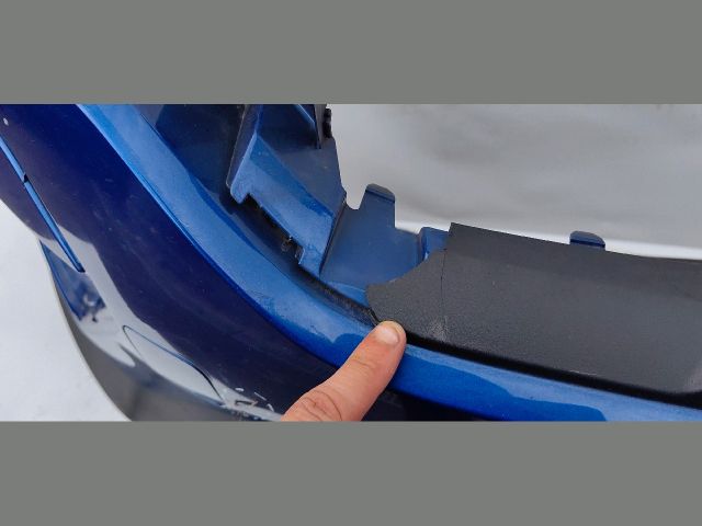 bontott DACIA SANDERO Első Lökhárító (Üresen)