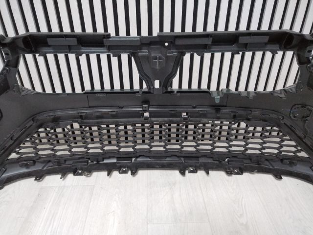 bontott DACIA SANDERO Első Lökhárító (Üresen)