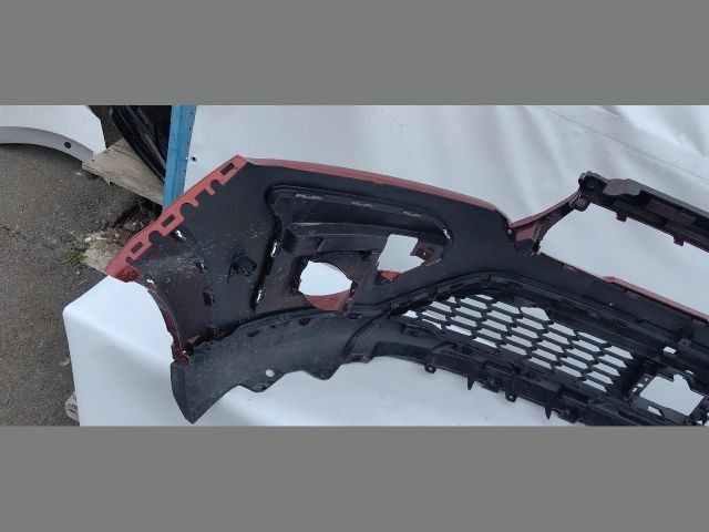 bontott DACIA SANDERO Első Lökhárító (Üresen)