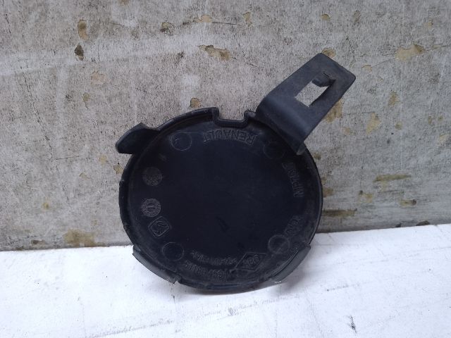 bontott DACIA SANDERO Első Vonószem Burkolat