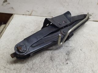 bontott DACIA SANDERO Emelő