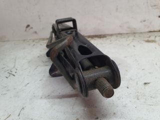 bontott DACIA SANDERO Emelő