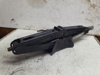 bontott DACIA SANDERO Emelő