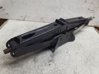 bontott DACIA SANDERO Emelő