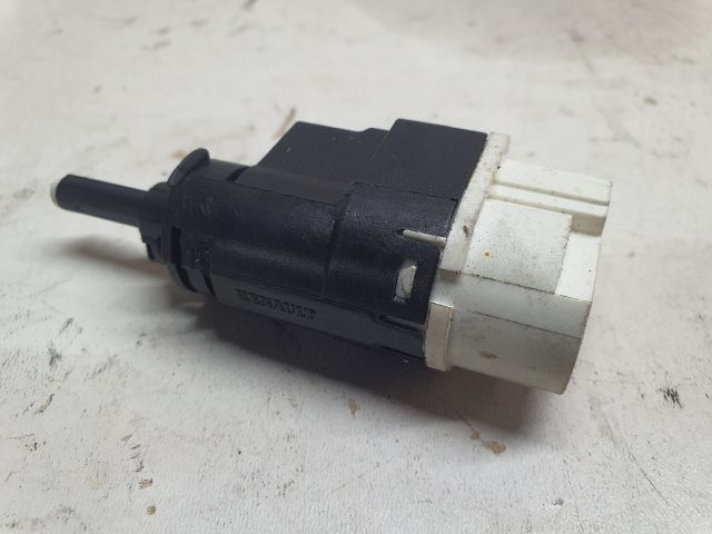 bontott DACIA SANDERO Fék Pedál Kapcsoló