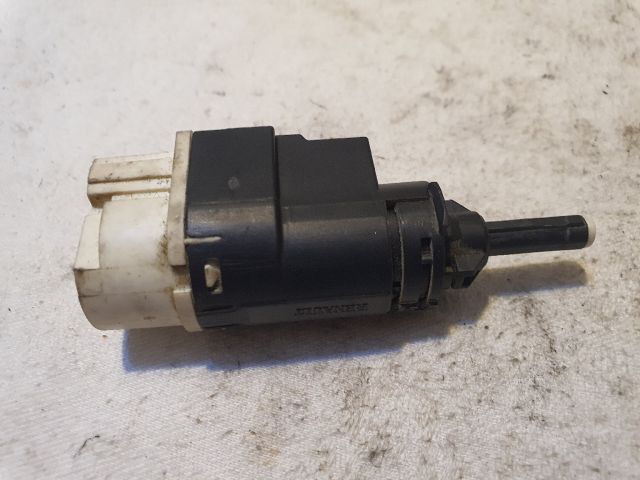 bontott DACIA SANDERO Fék Pedál Kapcsoló