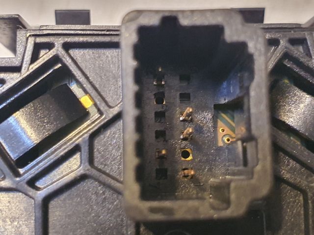 bontott DACIA SANDERO Fényszórómagasság Állító Kapcsoló