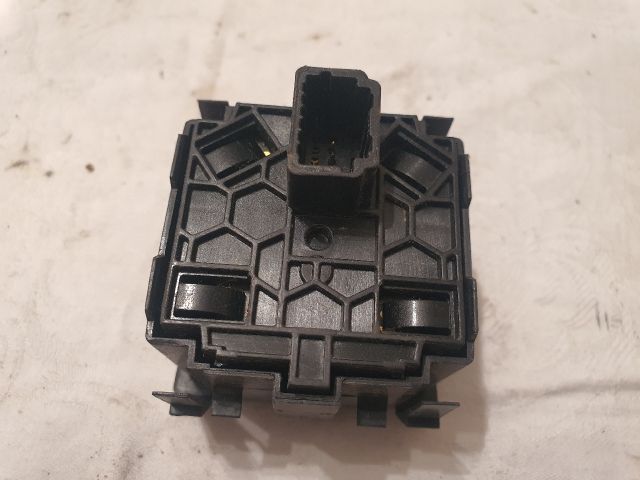 bontott DACIA SANDERO Fényszórómagasság Állító Kapcsoló