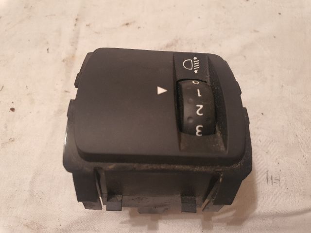 bontott DACIA SANDERO Fényszórómagasság Állító Kapcsoló