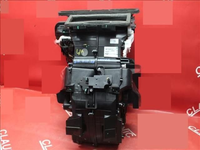 bontott DACIA SANDERO Fűtés Box