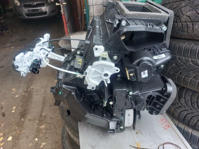 bontott DACIA SANDERO Fűtés Box