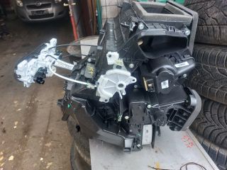 bontott DACIA SANDERO Fűtés Box