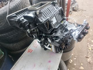 bontott DACIA SANDERO Fűtés Box