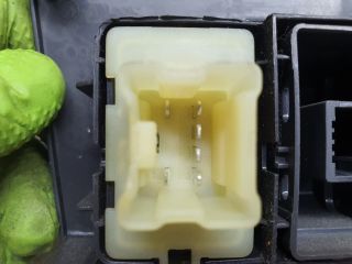 bontott DACIA SANDERO Fűtéskapcsoló Keret