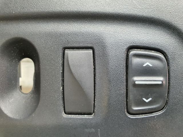 bontott DACIA SANDERO Fűtéskapcsoló Keret