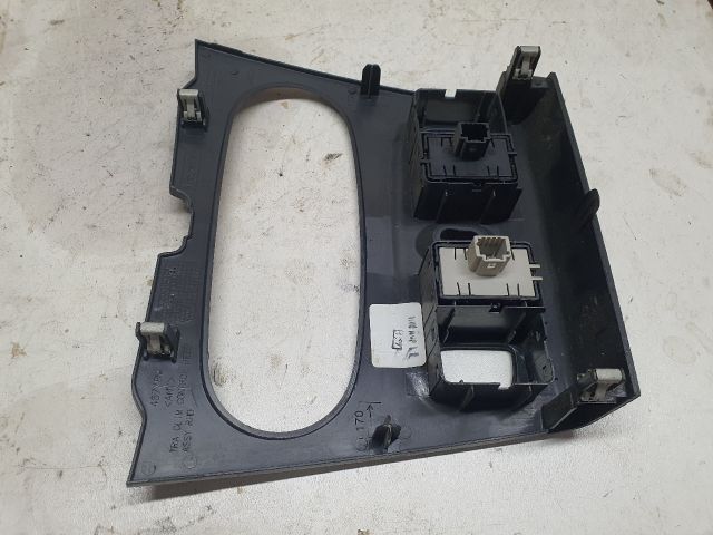 bontott DACIA SANDERO Fűtéskapcsoló Keret