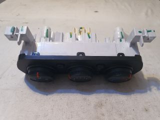 bontott DACIA SANDERO Fűtéskapcsoló (manuális klímás)