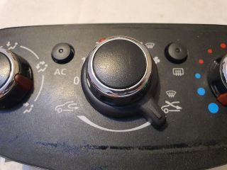 bontott DACIA SANDERO Fűtéskapcsoló (manuális klímás)