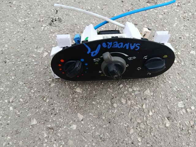 bontott DACIA SANDERO Fűtéskapcsoló (manuális klímás)