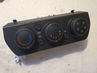 bontott DACIA SANDERO Fűtéskapcsoló (manuális klímás)