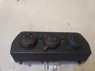 bontott DACIA SANDERO Fűtéskapcsoló (manuális klímás)