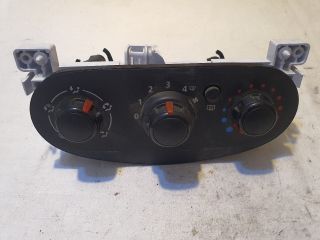 bontott DACIA SANDERO Fűtéskapcsoló (Nem klímás)