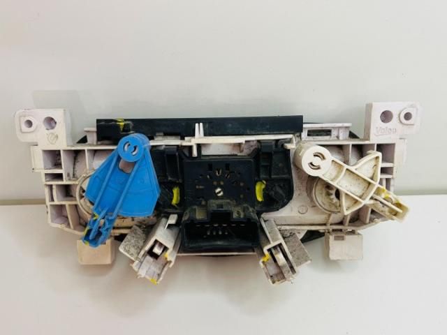 bontott DACIA SANDERO Fűtéskapcsoló