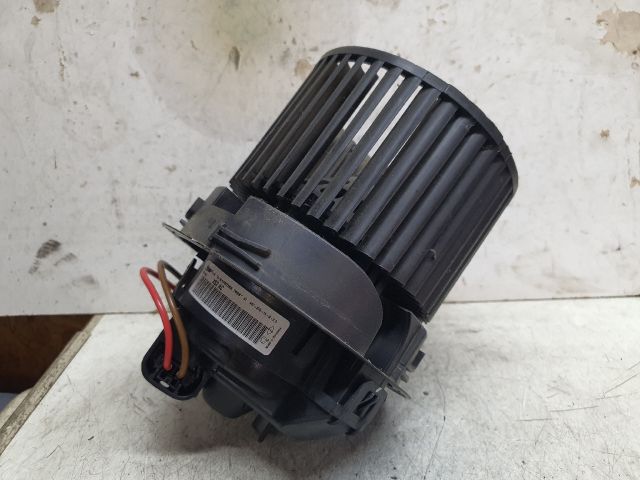 bontott DACIA SANDERO Fűtőmotor (Klímás)