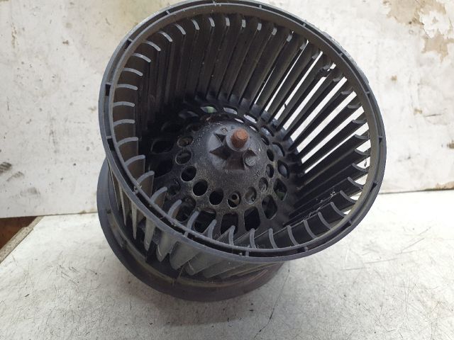 bontott DACIA SANDERO Fűtőmotor (Klímás)