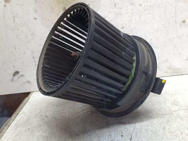 bontott DACIA SANDERO Fűtőmotor (Klímás)