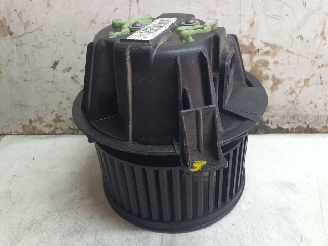 bontott DACIA SANDERO Fűtőmotor (Nem klímás)