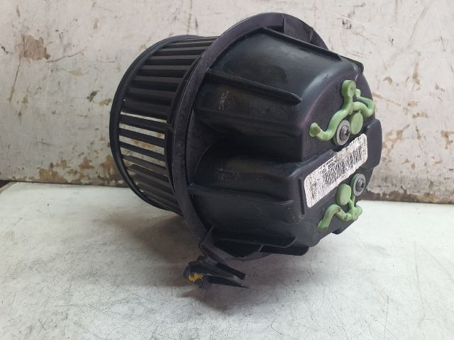 bontott DACIA SANDERO Fűtőmotor (Nem klímás)