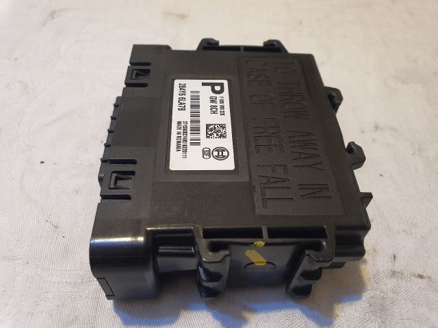 bontott DACIA SANDERO Gateway Elektronika