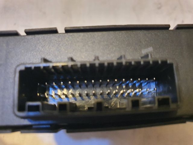 bontott DACIA SANDERO Gateway Elektronika