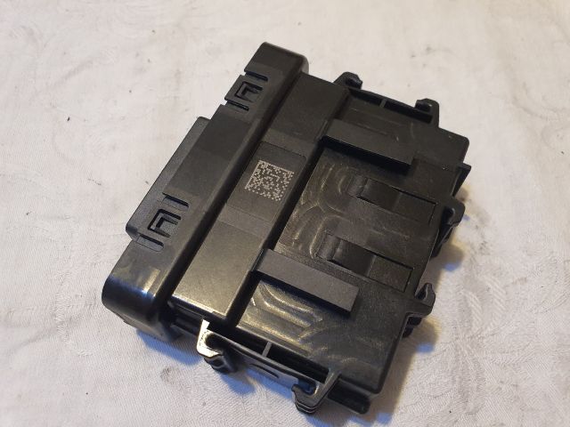 bontott DACIA SANDERO Gateway Elektronika