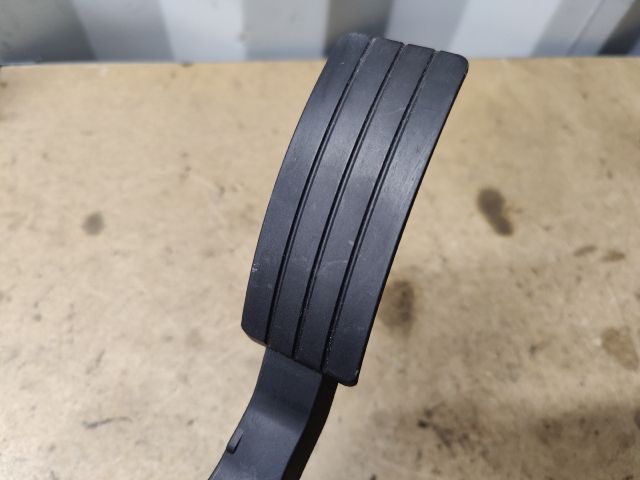 bontott DACIA SANDERO Gázpedál (Mechanikus)