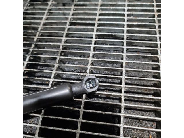 bontott DACIA SANDERO Gázrugós Kitámasztó Teleszkóp Motorháztető