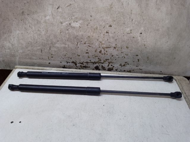 bontott DACIA SANDERO Gázrugós Kitámasztó Teleszkóp Pár Csomagtérajtó