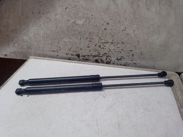 bontott DACIA SANDERO Gázrugós Kitámasztó Teleszkóp Pár Csomagtérajtó