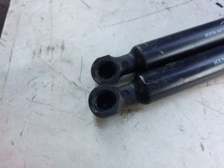 bontott DACIA SANDERO Gázrugós Kitámasztó Teleszkóp Pár Csomagtérajtó