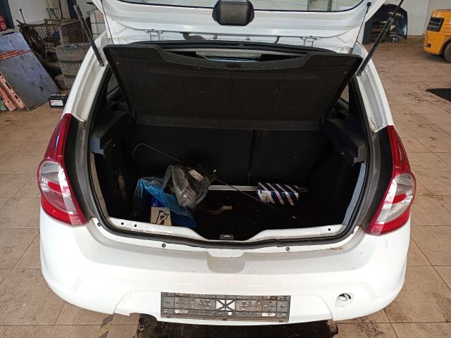 bontott DACIA SANDERO Hátsó Ablaktörlő Motor