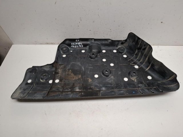 bontott DACIA SANDERO Hátsó Fenéklemez