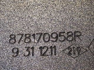 bontott DACIA SANDERO Hátsó középső Biztonsági Öv Csat