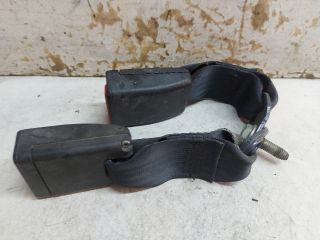 bontott DACIA SANDERO Hátsó középső Biztonsági Öv Csat