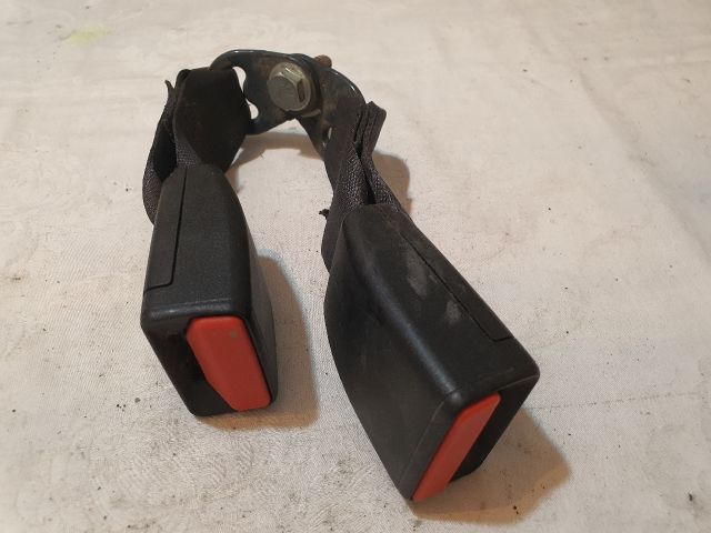 bontott DACIA SANDERO Hátsó középső Biztonsági Öv Csat