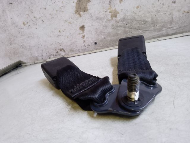 bontott DACIA SANDERO Hátsó középső Biztonsági Öv Csat